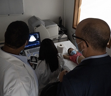The second pediatric living liver transplant we to 7-year-old Eliezer. His older brother was his donor. Here he gets pre-surgery scans. (Image courtesy of FundaHigadoAmerica)