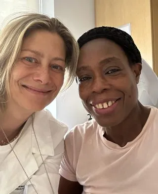 Dr Jenn Haythe and Nadine pose for a selfie
