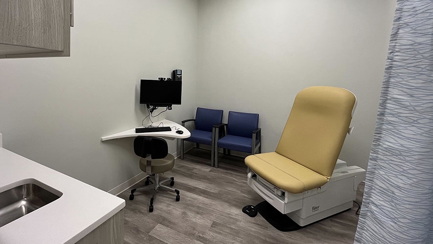 Columbia Surgical Outpatient Center at Glenpointe Exam Room