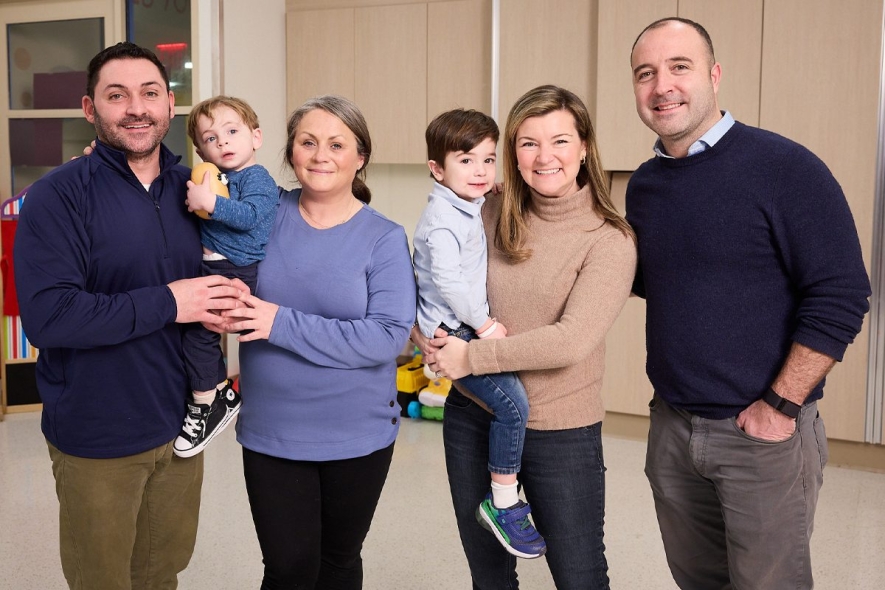 Families pose with kids after transplant