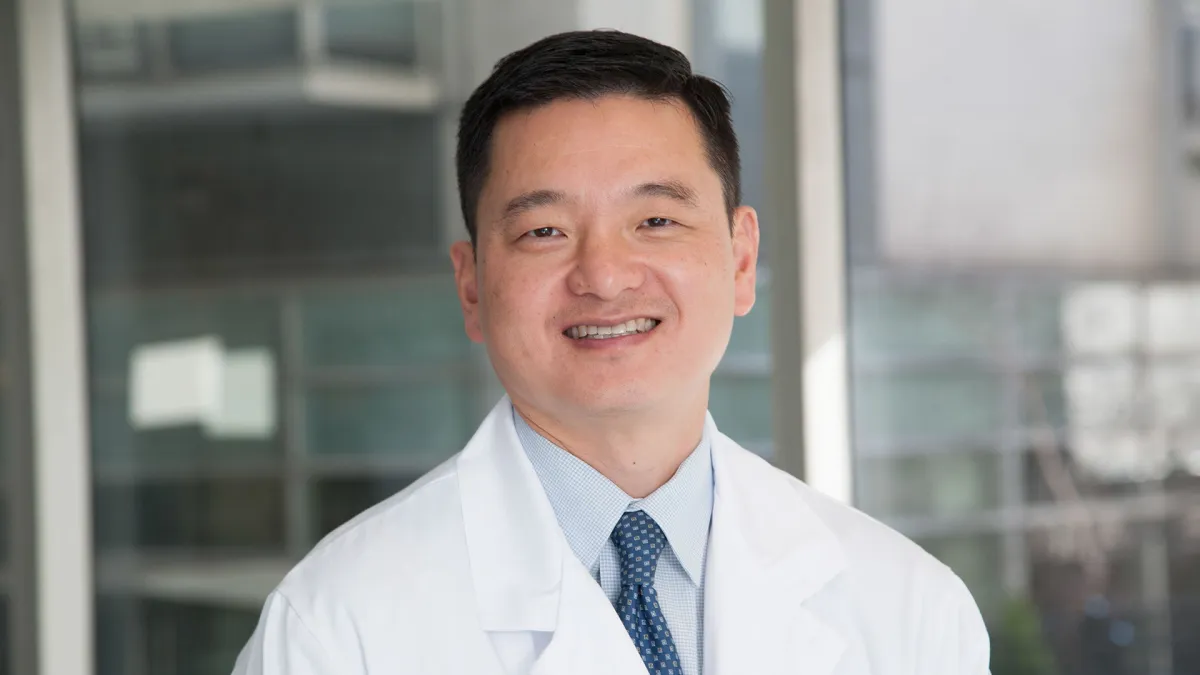Dr S. Sunghyun Yoon