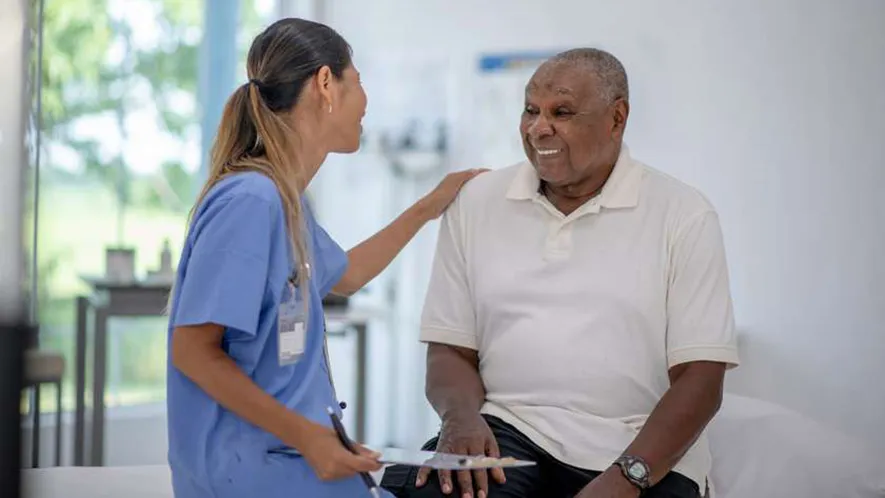 Photo: Healthcare Worker Support Patient